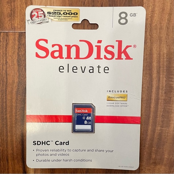 SanDisk Elevate 8 GB SDHC Card Memory Card 2012. - Picture 2 of 3